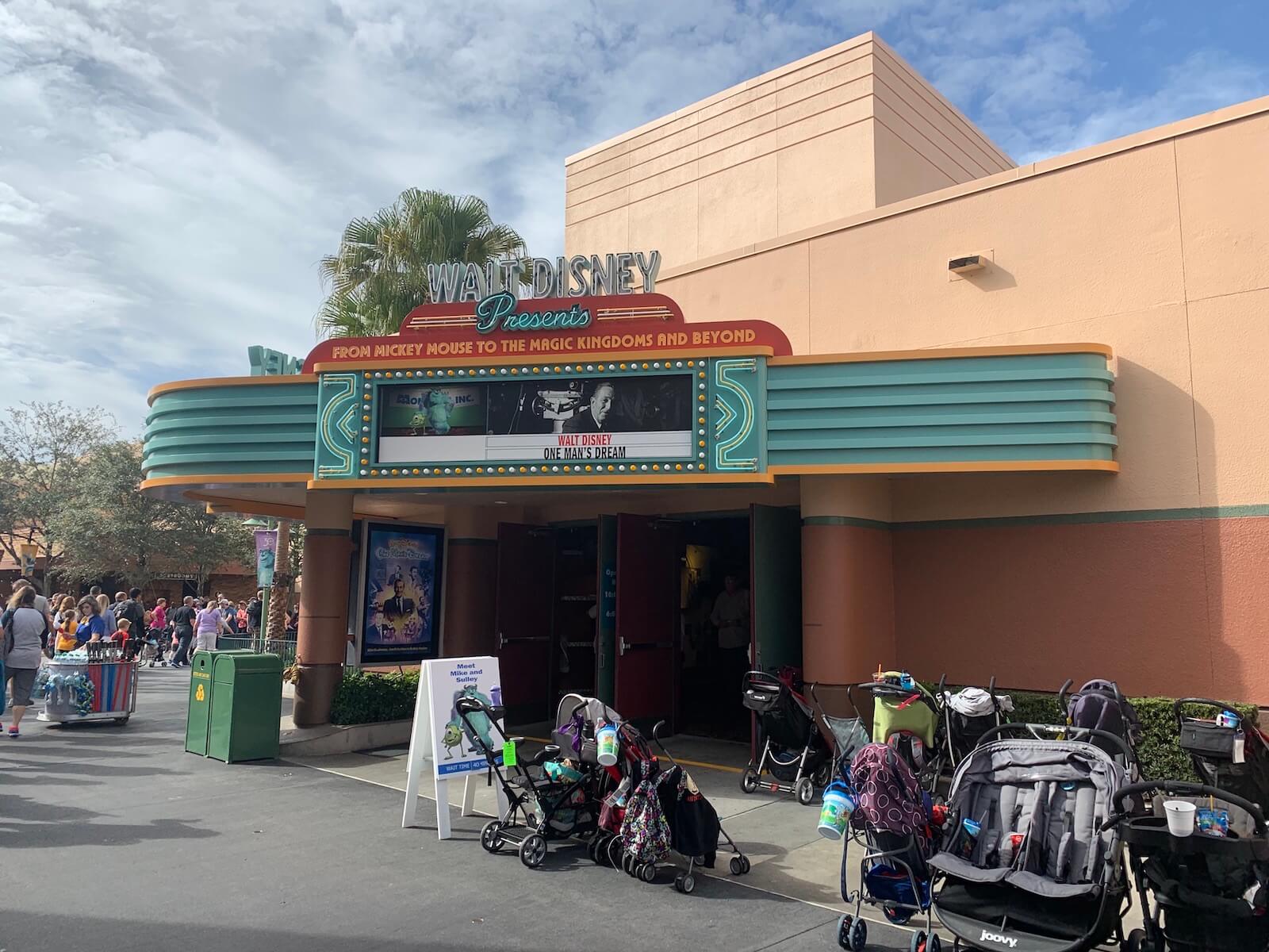 Walt Disney Presents Gallery & Show at Hollywood Studios